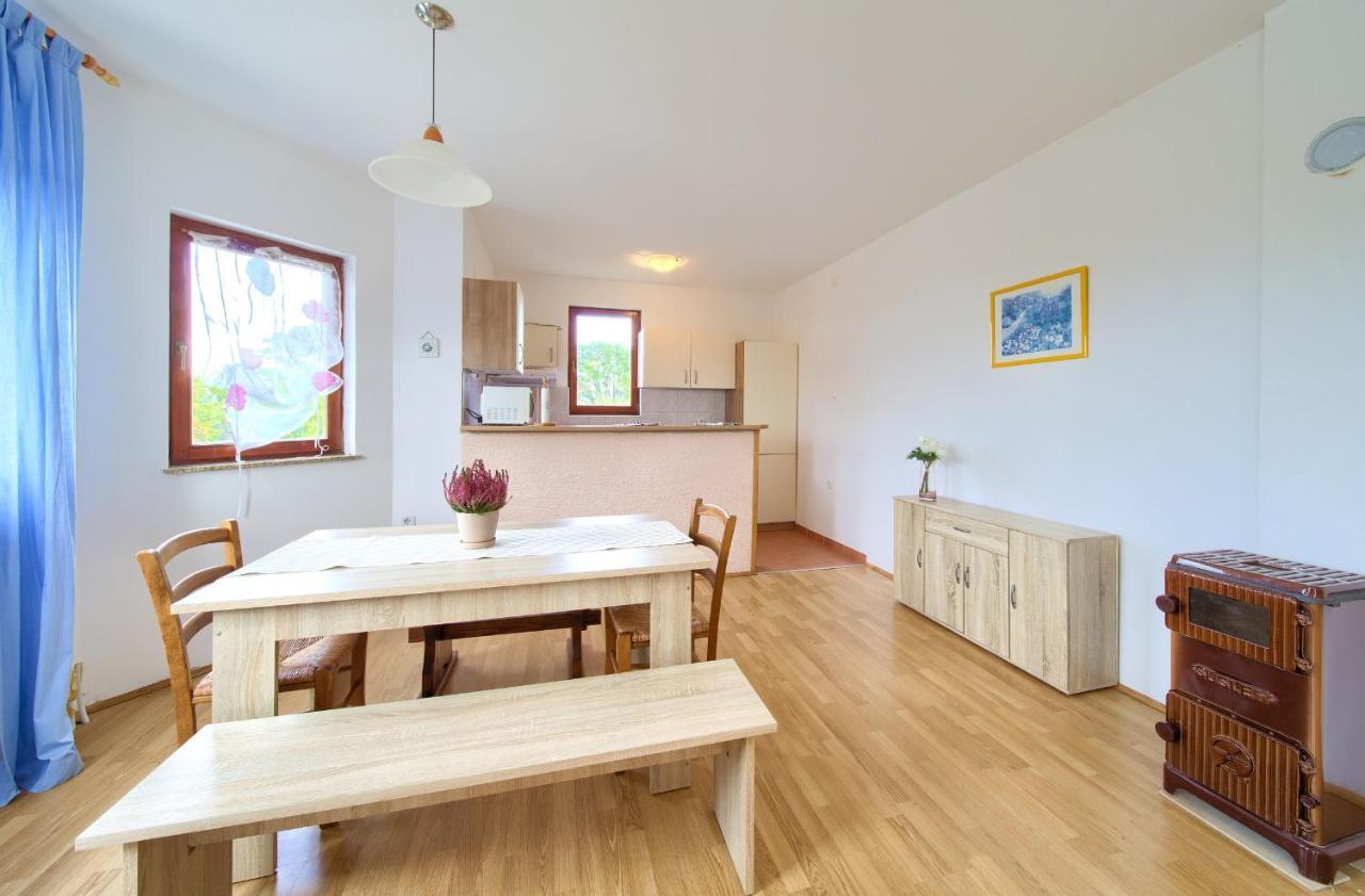Rasopasno Apartment With Terrace And Private Parking Exteriör bild